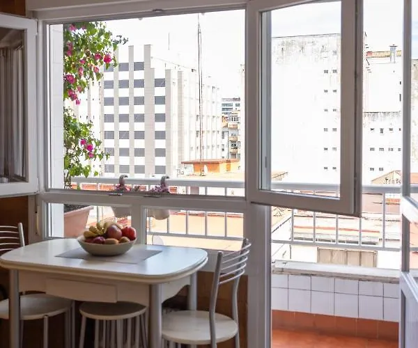 Playa San Lorenzo A 100 M De Playa גיחון